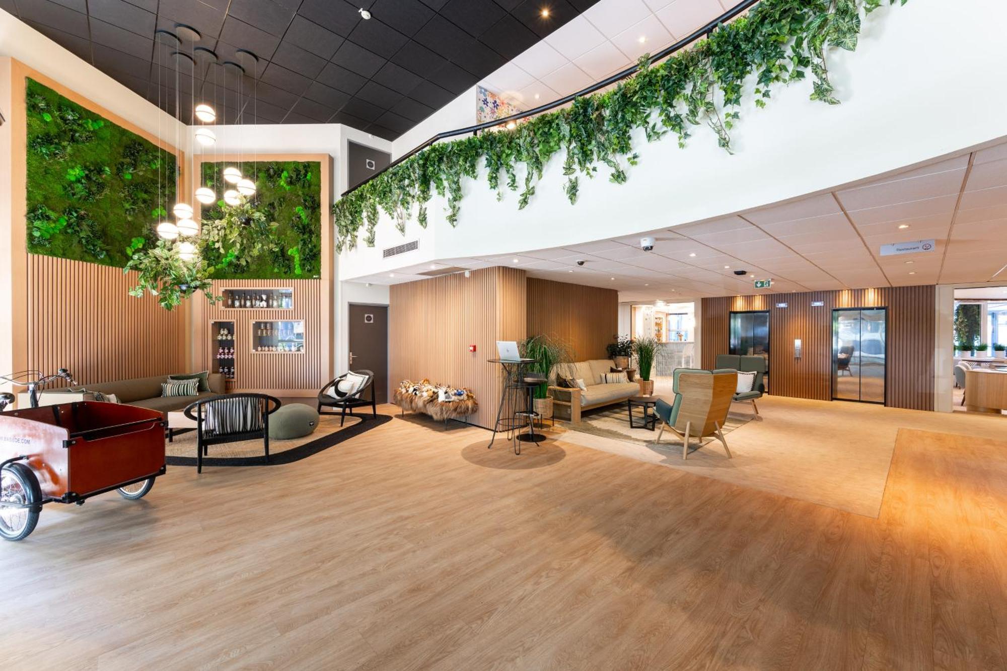 Mercure Centre Porte Des Alpes 4*