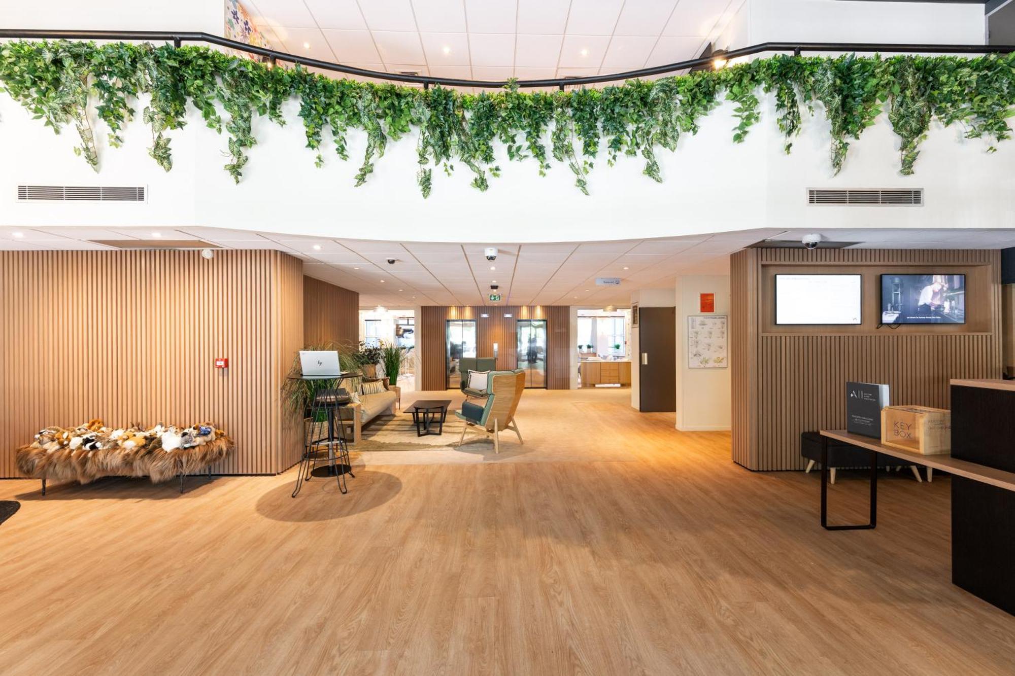 Mercure Centre Porte Des Alpes 4*