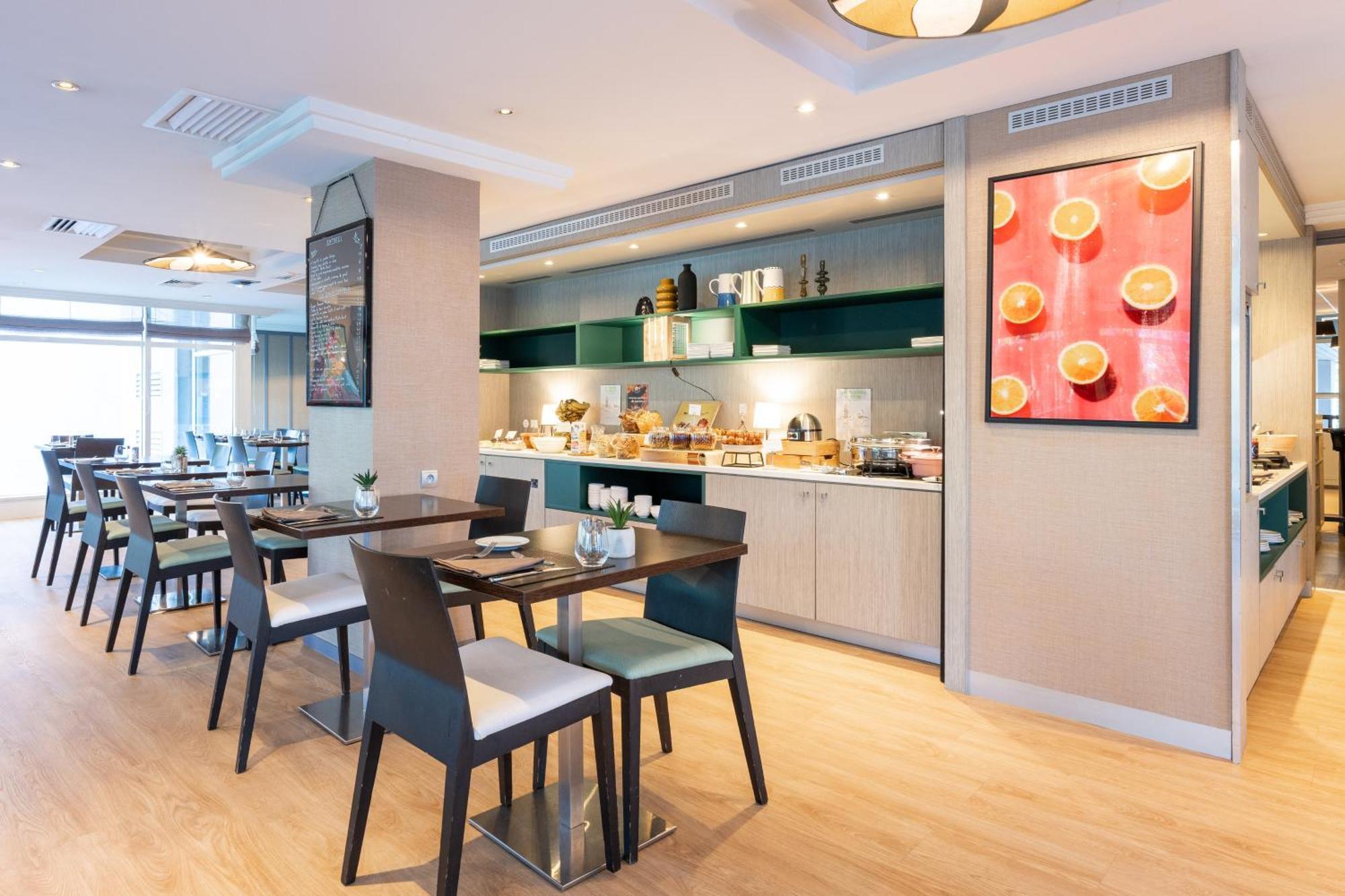Hotel Mercure Centre Porte Des Alpes 4*